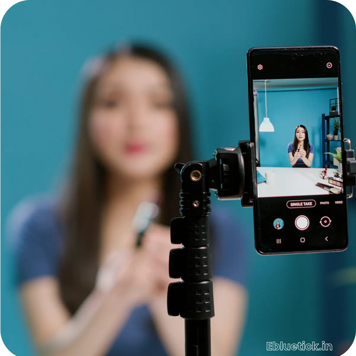 Influencer marketing
Ebluetick